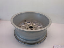 Laden Sie das Bild in den Galerie-Viewer, 1x Alufelge 17 Zoll 7.0" 5x112 43ET Glanz Silber 5N0601025AH VW Passat Tiguan FEL6196188505yg