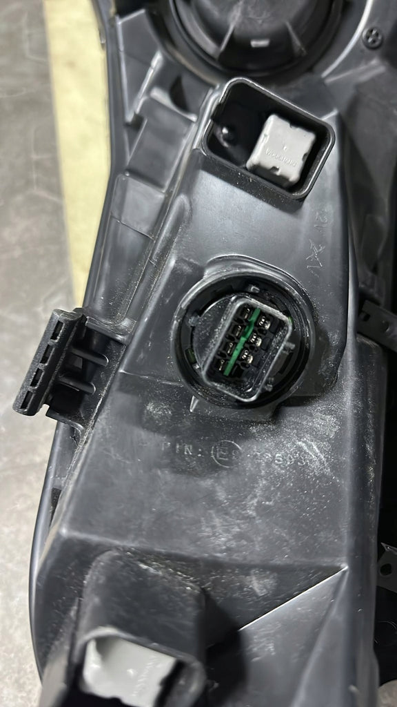 Frontscheinwerfer Hyundai Tucson 92208-N7100 Rechts Scheinwerfer Headlight SCH7285859665lu