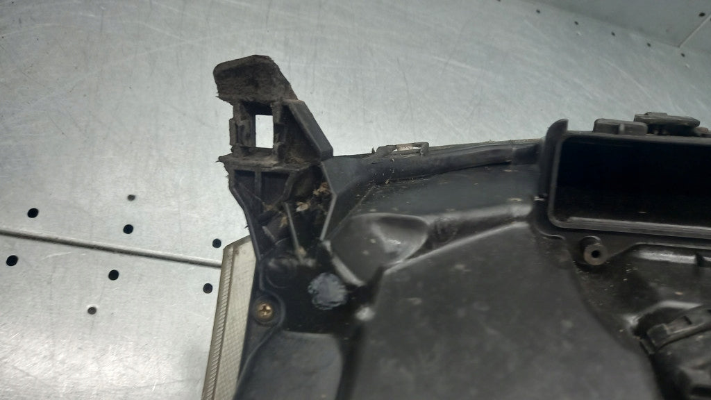 Frontscheinwerfer Toyota Avensis Rechts Scheinwerfer Headlight SCH7789701278jq