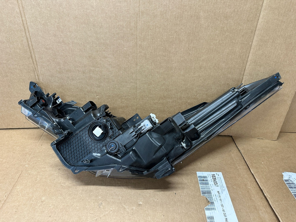 Frontscheinwerfer Toyota 81110-YP280-00 LED Rechts Scheinwerfer Headlight SCH4239737629ao