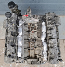 Load image into Gallery viewer, Motor Mercedes-Benz W220 113960 5.0 2001 Benzin Engine Unkomplett