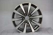 Laden Sie das Bild in den Galerie-Viewer, 1x Alufelge 19 Zoll 9.0&quot; 5x130 60ET Glanz 97036215808 Mg Panamera 970 Rim Wheel