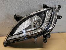 Laden Sie das Bild in den Galerie-Viewer, Frontscheinwerfer Hyundai I20 Links Scheinwerfer Headlight SCH2552647381bu