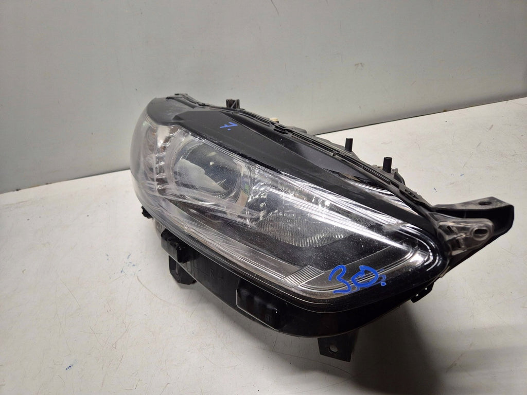 Frontscheinwerfer Ford Mondeo DS7313W029 Rechts Scheinwerfer Headlight SCH6825022266rq