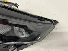Laden Sie das Bild in den Galerie-Viewer, Frontscheinwerfer Ford Transit Tourneo Courier R2X613W030CE Links Headlight