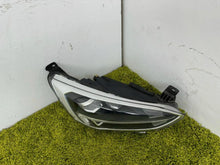 Laden Sie das Bild in den Galerie-Viewer, Frontscheinwerfer Ford Focus TRM204 LED Rechts Scheinwerfer Headlight