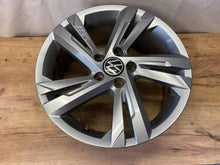 Load image into Gallery viewer, 1x Alufelge 17 Zoll 7.5" 5x112 51ET Glanz Silber 5H0601025AF VW I Rim Wheel FEL6823572485he