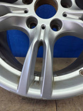 Laden Sie das Bild in den Galerie-Viewer, 1x Alufelge 18 Zoll 8.5" 5x120 7845881 BMW F30 F31 Rim Wheel FEL7279358984ze