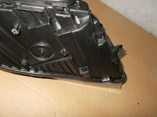 Load image into Gallery viewer, Frontscheinwerfer Volvo S40 31420003 Ein Stück (Rechts oder Links) Headlight SCH5310304911cf