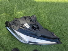Laden Sie das Bild in den Galerie-Viewer, Frontscheinwerfer BMW 1 F40 9482808-13 Rechts Scheinwerfer Headlight SCH8814348034sk