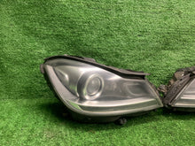 Laden Sie das Bild in den Galerie-Viewer, Frontscheinwerfer Mercedes-Benz W204 A2048204339 Bi-Xenon Rechts oder Links SCH4290338915yy