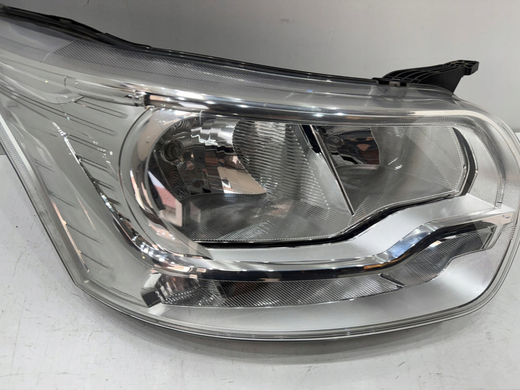 Frontscheinwerfer Ford Transit BK31-13D152-B Rechts Scheinwerfer Headlight SCH7586640995so
