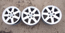Laden Sie das Bild in den Galerie-Viewer, 1x Alufelge 16 Zoll 6.0" 5x108 46ET Glanz Silber 30615589 Volvo C30 Rim Wheel FEL3193806655fu