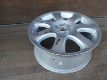 Laden Sie das Bild in den Galerie-Viewer, 1x Alufelge 17 Zoll 7.0&quot; 5x100 Toyota Avensis Rim Wheel