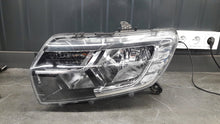 Laden Sie das Bild in den Galerie-Viewer, Frontscheinwerfer Dacia Sandero II 90114430 LED Links Scheinwerfer Headlight