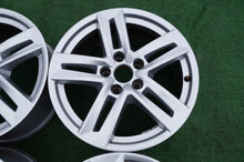 Laden Sie das Bild in den Galerie-Viewer, 4x Alufelge 17 Zoll 7.0" 5x112 42ET Audi A4 B8 Rim Wheel FEL4973085643bn