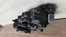 Laden Sie das Bild in den Galerie-Viewer, Frontscheinwerfer Ford Kuga LV4B-13E016-AJ Rechts Scheinwerfer Headlight SCH6474287844tw