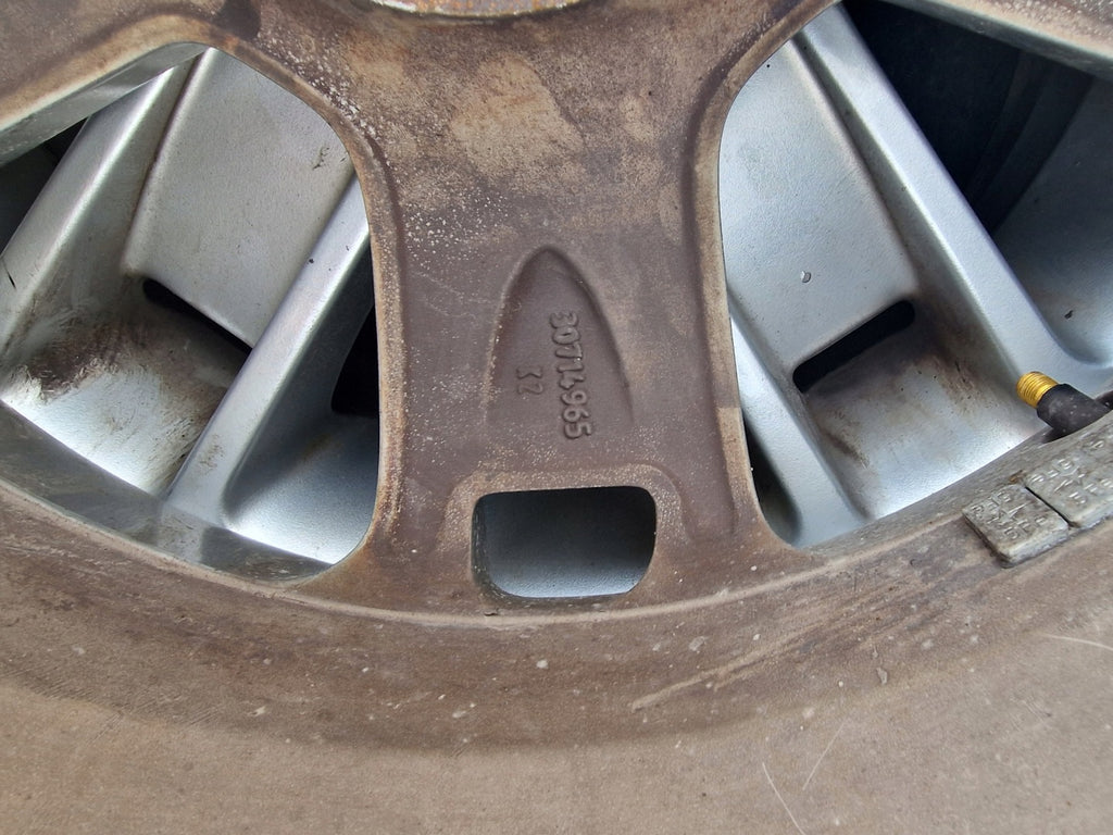 4x Alufelge 17 Zoll 7.0" 5x108 52 5ET Glanz Silber 30714965 Volvo V40 V50 FEL9664942114sb