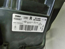 Load image into Gallery viewer, Frontscheinwerfer Dacia Logan Sandero II 90114431 260103529R Rechts Headlight