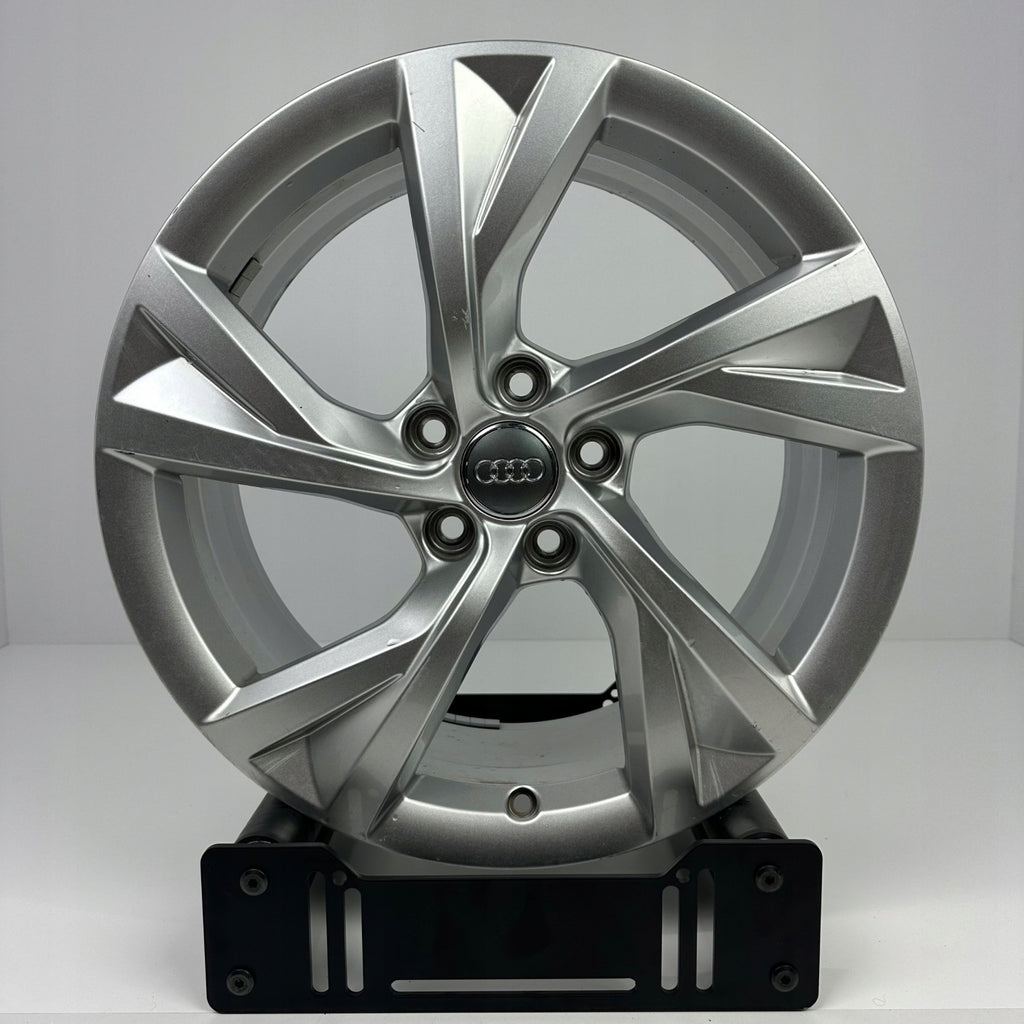 1x Alufelge 18 Zoll 8.0" 5x112 40ET Glanz Silber Audi Rim Wheel FEL8485425835sf