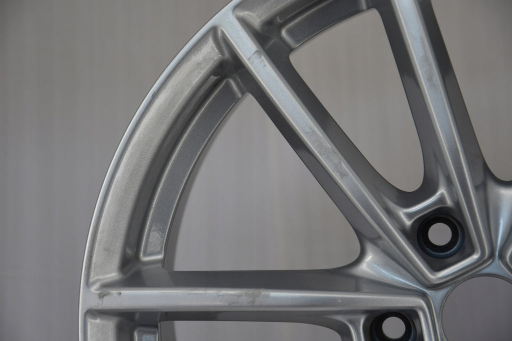 1x Alufelge 18 Zoll 8.0" 5x114.3 40ET Glanz Silber KBA52922 BOR0016 Rim Wheel FEL3515301578vw