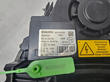 Load image into Gallery viewer, Frontscheinwerfer Volvo 22239344 Xenon Rechts Scheinwerfer Headlight SCH6992271335jl