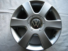 Load image into Gallery viewer, 1x Alufelge 16 Zoll 6.5&quot; 5x112 50ET VW Touran Jetta Rim Wheel