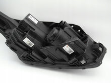 Laden Sie das Bild in den Galerie-Viewer, Frontscheinwerfer Kia Ceed 92101J7500 Full LED Ein Stück (Rechts oder Links)