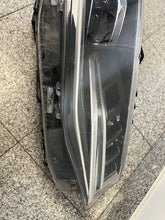 Load image into Gallery viewer, Frontscheinwerfer VW Caddy IV 2K8941036T LED Rechts Scheinwerfer Headlight SCH7374932456rz