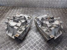 Laden Sie das Bild in den Galerie-Viewer, Frontscheinwerfer Kia Bongo 0K6B051020 Ein Stück (Rechts oder Links) Headlight