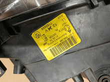 Laden Sie das Bild in den Galerie-Viewer, Frontscheinwerfer BMW Coupe E46 7165924 Xenon Rechts Scheinwerfer Headlight SCH6571140047mi