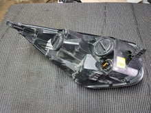 Laden Sie das Bild in den Galerie-Viewer, Frontscheinwerfer Kia Venga 1P921-01000 Halogen Links Scheinwerfer Headlight