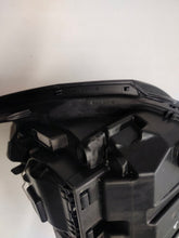 Laden Sie das Bild in den Galerie-Viewer, Frontscheinwerfer VW Transporter 7L1941006B Rechts Scheinwerfer Headlight