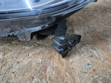 Load image into Gallery viewer, Frontscheinwerfer Honda Jazz III P9730 Links Scheinwerfer Headlight