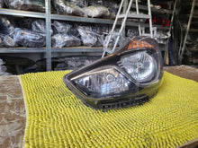 Laden Sie das Bild in den Galerie-Viewer, Frontscheinwerfer Hyundai Ix20 92101-1KXXX Links Scheinwerfer Headlight