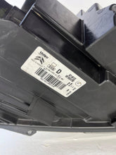 Laden Sie das Bild in den Galerie-Viewer, Frontscheinwerfer Citroën Berlingo 9816824780 Rechts Scheinwerfer Headlight