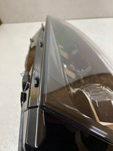 Laden Sie das Bild in den Galerie-Viewer, Frontscheinwerfer Skoda Scala 657941015A LED Ein Stück (Rechts oder Links) SCH1014949387fy