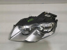 Laden Sie das Bild in den Galerie-Viewer, Frontscheinwerfer VW Passat 3C0941751D Xenon Links Scheinwerfer Headlight SCH3256213593hy