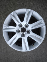 Laden Sie das Bild in den Galerie-Viewer, 4x Alufelge 17 Zoll 7.5" 5x112 45ET Glanz Silber 8K0601025B Audi A5 A4 Rim Wheel FEL2054110040hb