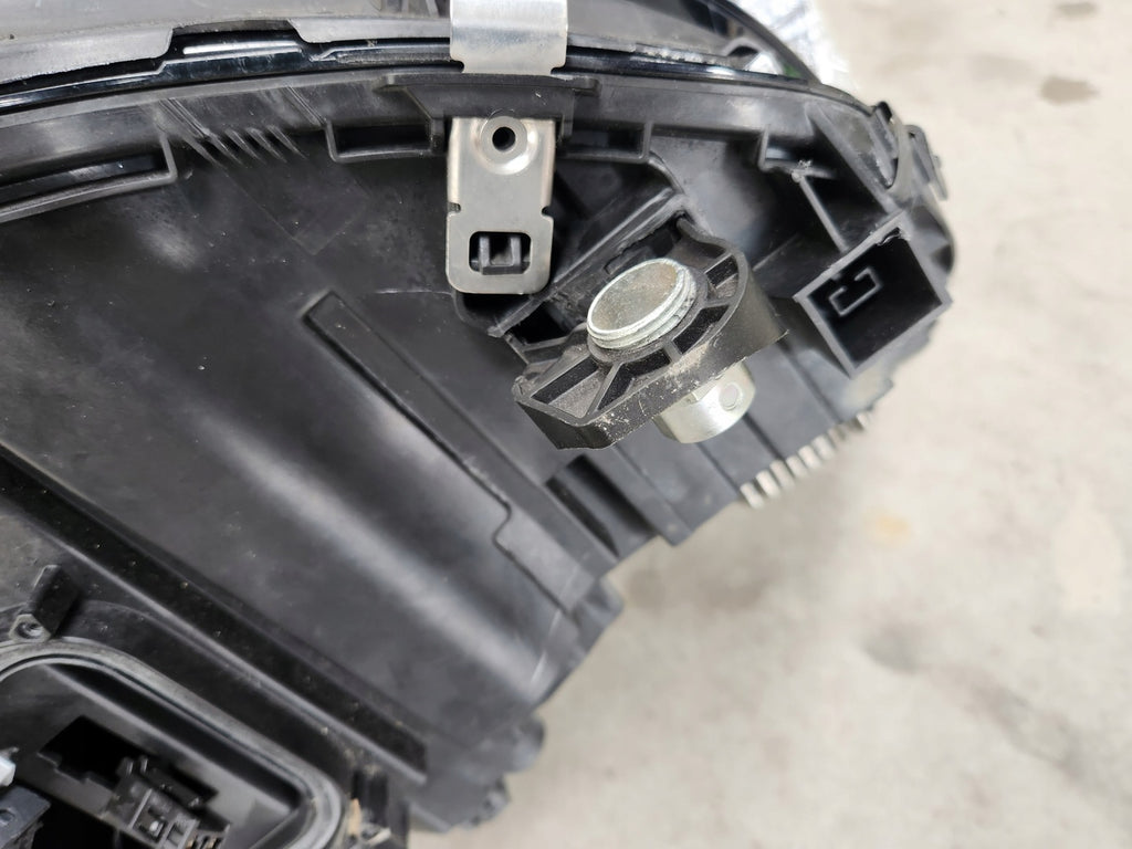 Frontscheinwerfer Mercedes-Benz W205 A2059062504 LED Rechts Headlight SCH4109810138ui