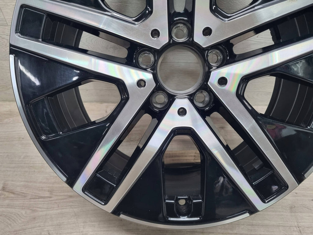 1x Alufelge 18 Zoll 7.5" 5x112 53ET A2474012700 Mercedes-Benz Gla H247 Rim Wheel