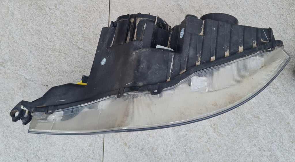 Frontscheinwerfer Mercedes-Benz A9608200439 Links Scheinwerfer Headlight SCH1305061107fy