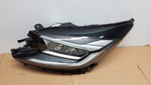 Laden Sie das Bild in den Galerie-Viewer, Frontscheinwerfer Toyota Aygo X 02A29318 Full LED Links Scheinwerfer Headlight SCH2187452399vb
