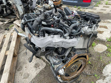 Laden Sie das Bild in den Galerie-Viewer, Motor Mercedes-Benz W203 646963 2.2 CDI Diesel Engine Komplett