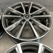 Load image into Gallery viewer, 4x Alufelge 18 Zoll 7.5" 5x112 52ET Glanz Schwarz A2464010800 Mercedes-Benz FEL4798159264bi