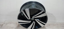 Laden Sie das Bild in den Galerie-Viewer, 1x Alufelge 18 Zoll 7.0" 5x112 39ET 2GM601025H VW T-Cross Rim Wheel FEL5436549843rh