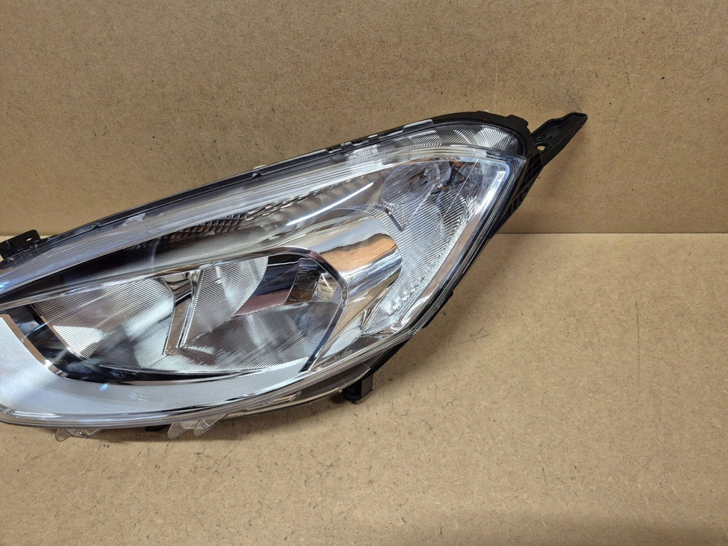 Frontscheinwerfer Ford Courier ET7613W030AK Links Scheinwerfer Headlight SCH7988622535lw