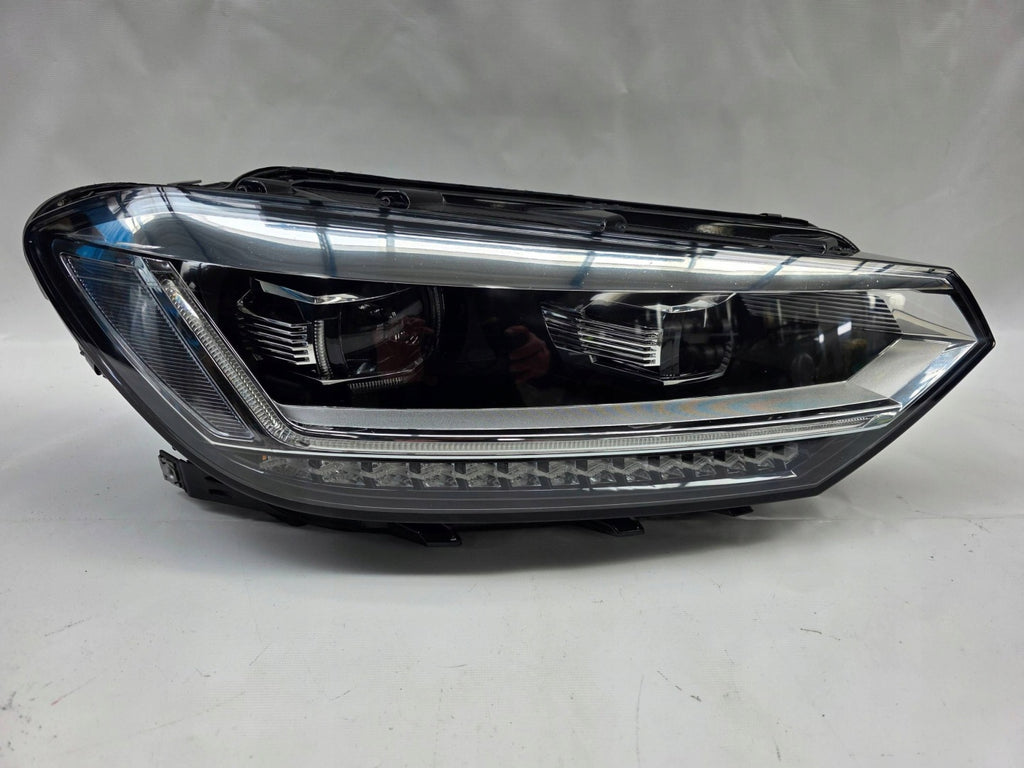 Frontscheinwerfer VW Touran 5TB941082A LED Rechts Scheinwerfer Headlight SCH8395326731yn