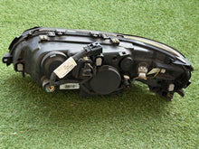 Laden Sie das Bild in den Galerie-Viewer, Frontscheinwerfer Volvo V70 I S60 89901801 Rechts Scheinwerfer Headlight SCH7924822654ld