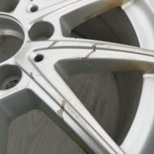 Laden Sie das Bild in den Galerie-Viewer, 1x Alufelge 16 Zoll 6.5" 5x112 44ET Glanz Silber A1774011100 Mercedes-Benz W177 FEL3329532823vo